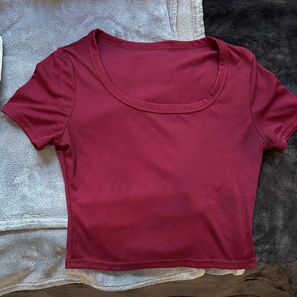Women's Ribbed Burgundy Cropped Top